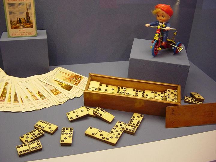 50 dominoes.JPG
